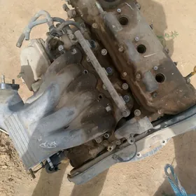 taýota awalon mator