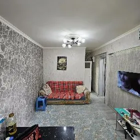 3 Mkr Jennet bazaryň arkasy