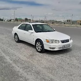 Toyota Camry 1999