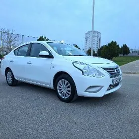 Nissan Sunny 2022