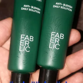 Tonalny krem ÿagly ÿuzler uçin