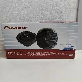 Pioneer kalonka 1675