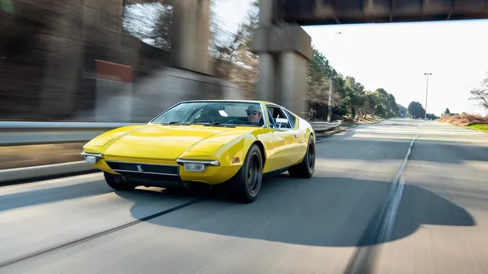 Глава Ford выставил на продажу редкий спорткар De Tomaso Pantera - img 2