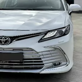 Toyota Camry 2020