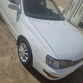 Toyota Corona 1992