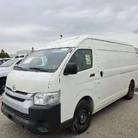 Toyota Hiace 2025