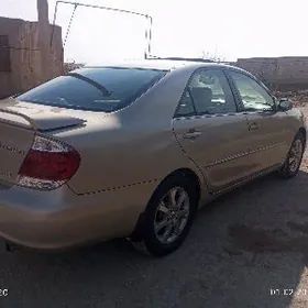 Toyota Camry 2004