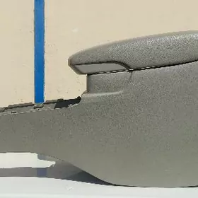 okuz bar podlokotnik