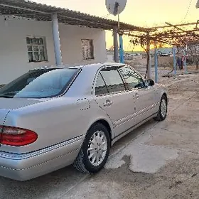 Mercedes-Benz E-Class 1999