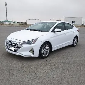 Hyundai Elantra 2020