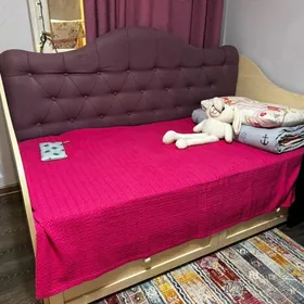 кровать для девочки