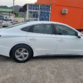 Hyundai Sonata 2021