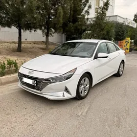 Hyundai Elantra 2021