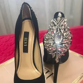 Женские туфли