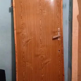 Дверь входная