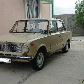Lada 2104 1982