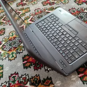 dell noutbuk i5  4 p