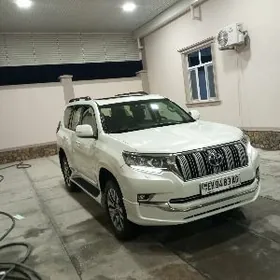 Toyota Land Cruiser Prado 2021