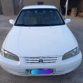 Toyota Camry 1997