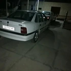 Opel Vectra 1992