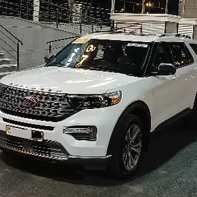 Ford Explorer 2021
