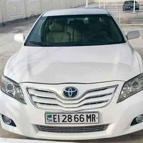 Toyota Camry 2011