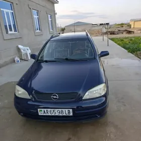 Opel Astra 2003