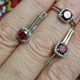 Gyzyl kumus komplekt 8K 925