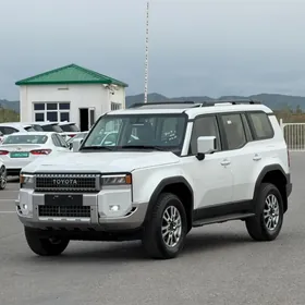 Toyota Land Cruiser Prado 2025