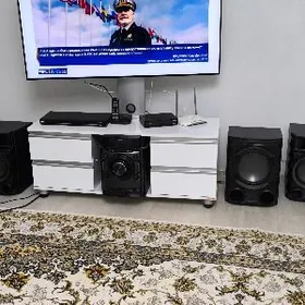 Музыкальный центр