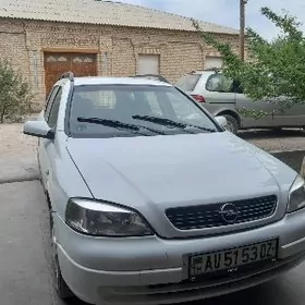 Opel Astra 2003