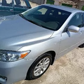 Toyota Camry 2011