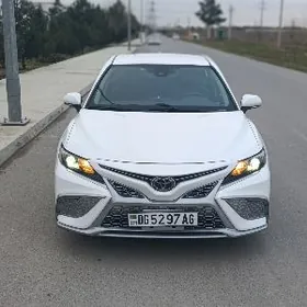 Toyota Camry 2022