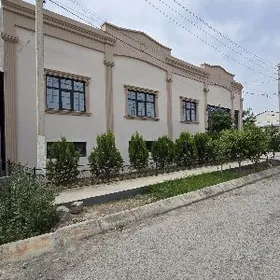 Eýesinden satlyk jaý Çoganly