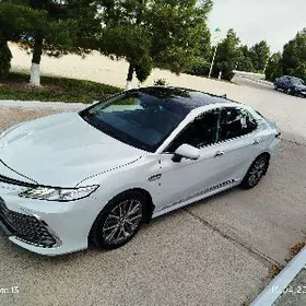 Toyota Camry 2023