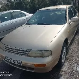 Nissan Bluebird 1993
