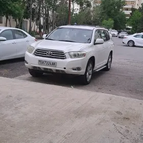 Toyota Highlander 2010