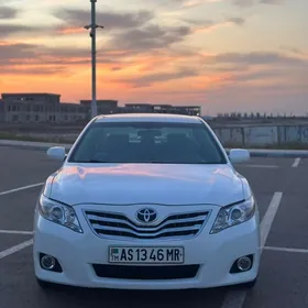 Toyota Camry 2011