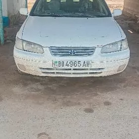 Toyota Camry 1998