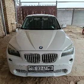 BMW X1 2012