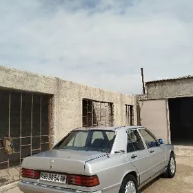 Mercedes-Benz 190E 1992