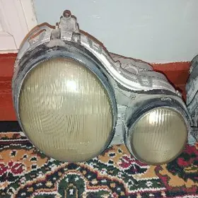 Фары от Мерседес 210-320