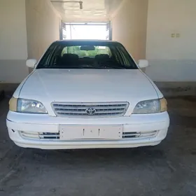 Toyota Corona 1999
