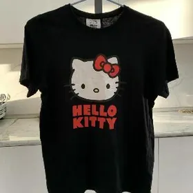 Футболки для девочек