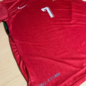 Sport Esik, butsy sarkanoska