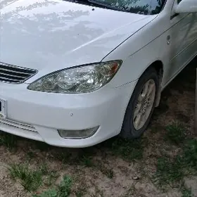 Toyota Camry 2005