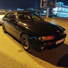 BMW E39 2002