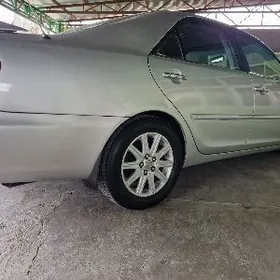 Toyota Camry 2005