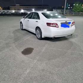 Toyota Camry 2010