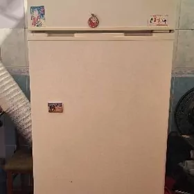 холодильник  ,,BOSH,,